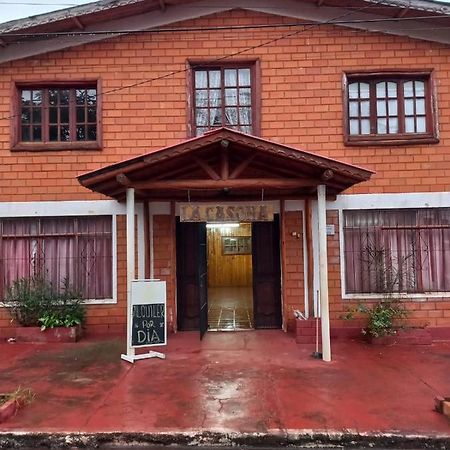 Готель La Casona Пуерто-Іґуасу Екстер'єр фото