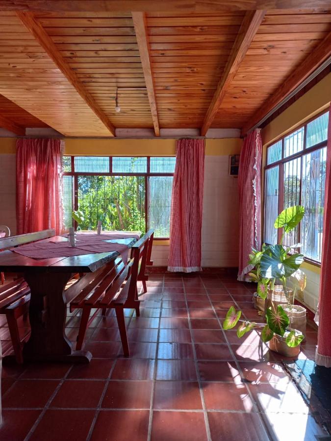 Готель La Casona Пуерто-Іґуасу Екстер'єр фото